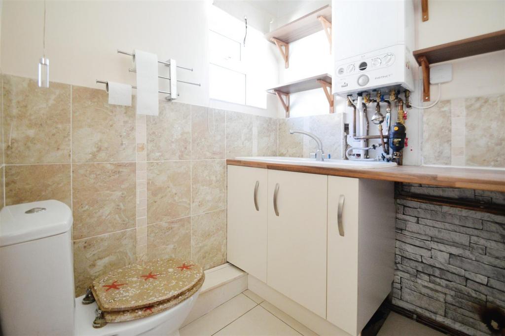 Utility Room / W.C.