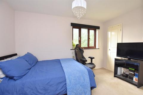 12 Anson Close, South Woodham Ferrers, Chelmsford, CM3 5YJ