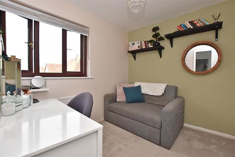 12 Anson Close, South Woodham Ferrers, Chelmsford, CM3 5YJ