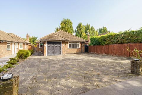 2 Farm Drive, Croydon, CR0 8HR