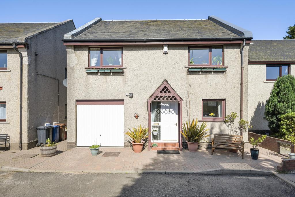 6B Milton Bridge, Penicuik, Midlothian, EH26 0RD 4 bed detached house