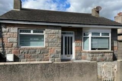 3 bedroom semi-detached house to rent, Hayton Road, Tillydrone, Aberdeen, AB24