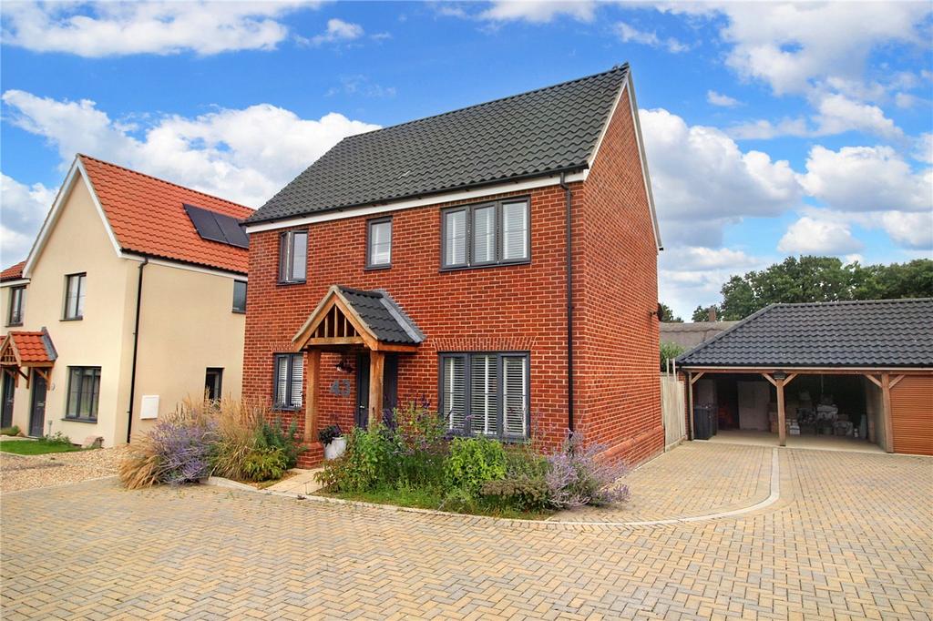 BeeOrchid Way, Rockland St. Mary, Norwich, Norfolk, NR14 3 bed