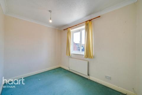 49 Barwell Way, Witham, CM8 2TY