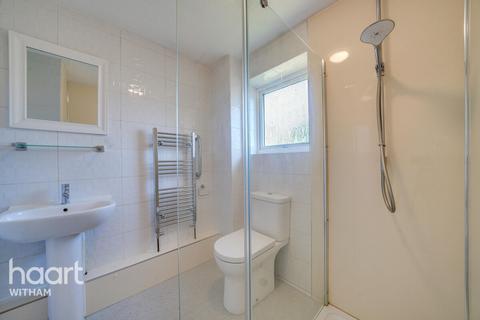 49 Barwell Way, Witham, CM8 2TY