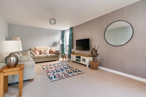 2 bedroom flat for sale - Flat 2, 19 Kimmerghame Terrace, Fettes, EH4 2GG