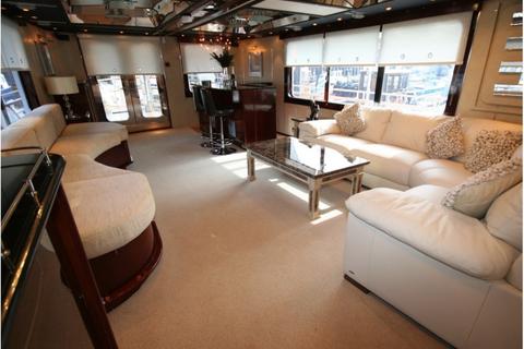 6 bedroom houseboat for sale, 1 Cabot Square, London E14