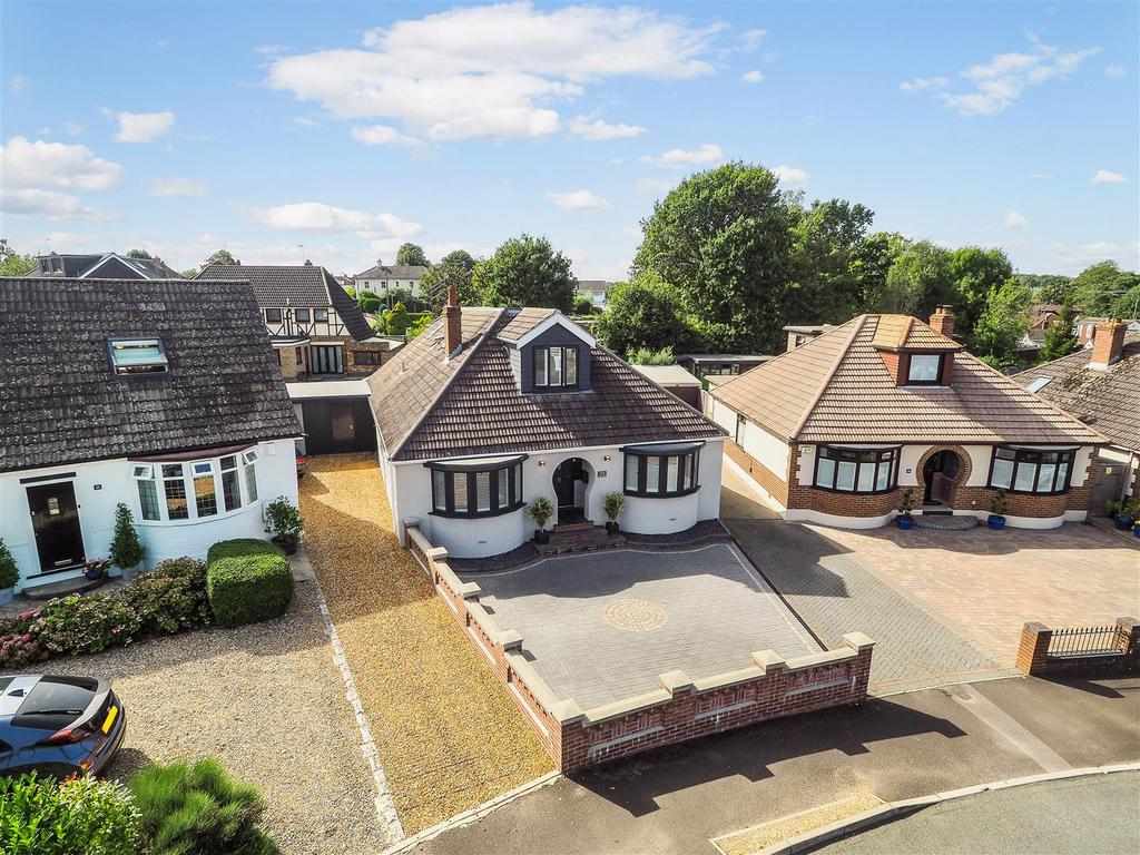 Purbrook, Hampshire 5 bed detached bungalow for sale £675,000