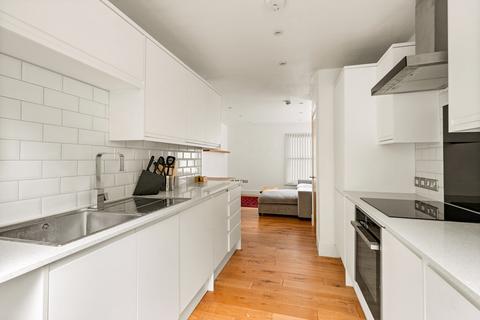 7, Bushy Ruff House Alkham Road, Temple Ewell, Dover, CT16 3QA