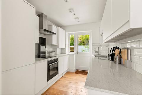 7, Bushy Ruff House Alkham Road, Temple Ewell, Dover, CT16 3QA