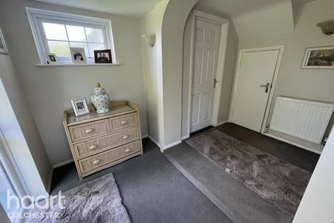 4 bedroom detached house for sale, Frating Road, COLCHESTER