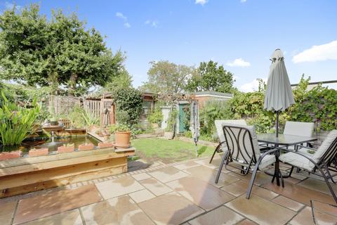 22 Hatfield Road, Rayleigh, SS6 9AR