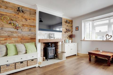 22 Hatfield Road, Rayleigh, SS6 9AR
