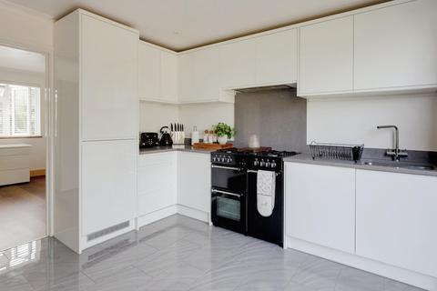 22 Hatfield Road, Rayleigh, SS6 9AR