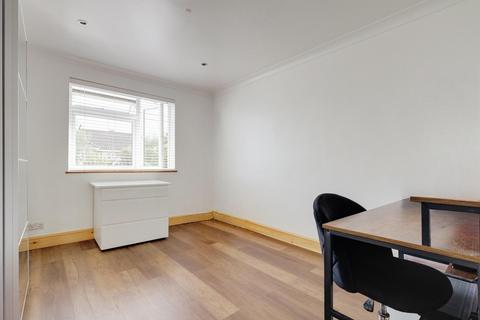 22 Hatfield Road, Rayleigh, SS6 9AR