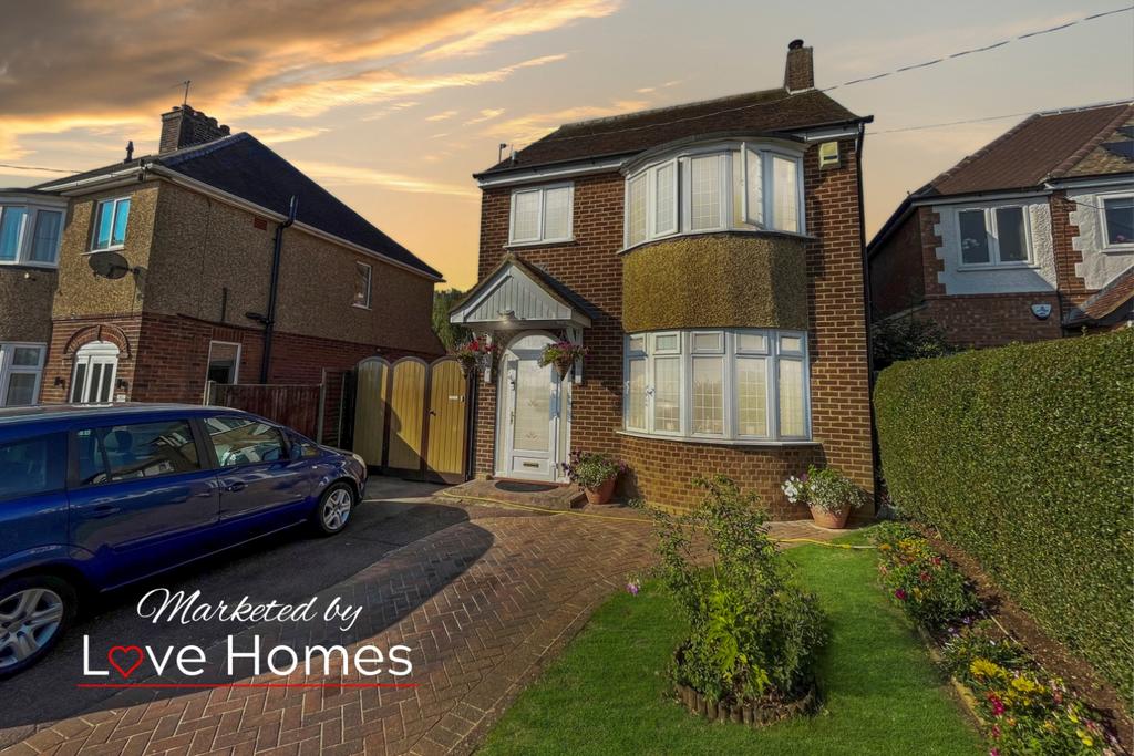 Luton Road, Toddington 3 bed detached house for sale £635,000