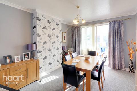 3 bedroom semi-detached house for sale, Avon Road, Leicester