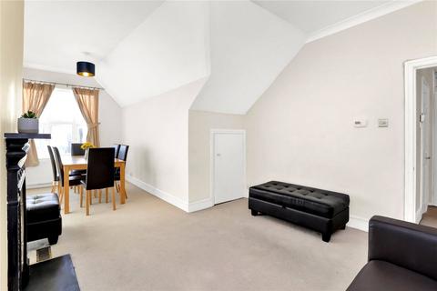 2 bedroom apartment to rent, Amherst Avenue, London, W13