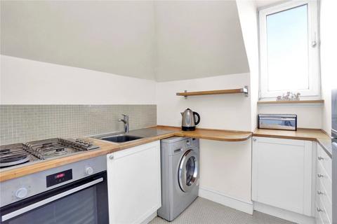 2 bedroom apartment to rent, Amherst Avenue, London, W13