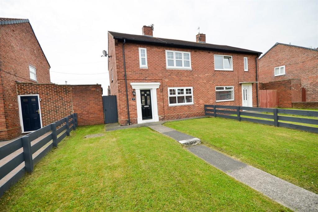 Ewart Crescent, South Shields 2 bed semidetached house for sale £155,000
