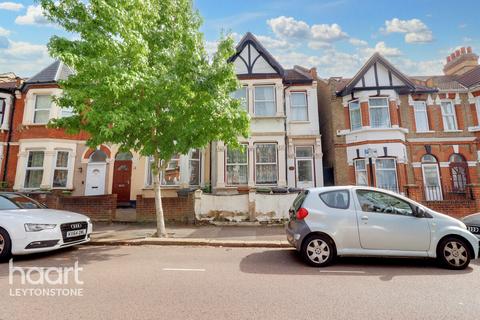 3 bedroom end of terrace house for sale - Colchester Road, London