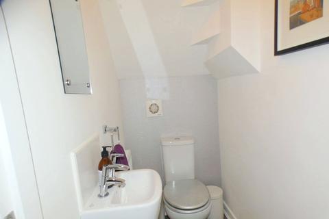 17 Aydon Square, Blyth, NE24 4LA