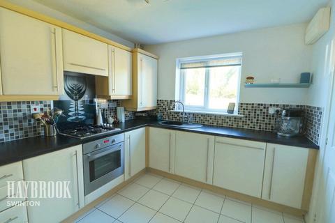 4 bedroom semi-detached house for sale - Wrens Gardens, Rotherham