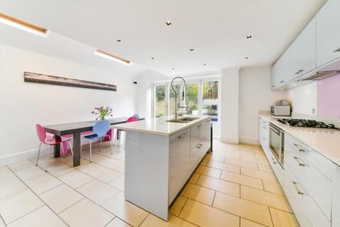 5 bedroom terraced house for sale, Devereux Road, London, SW11