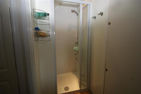 1 bedroom in a house share to rent - Anton Road, Andover, SP10