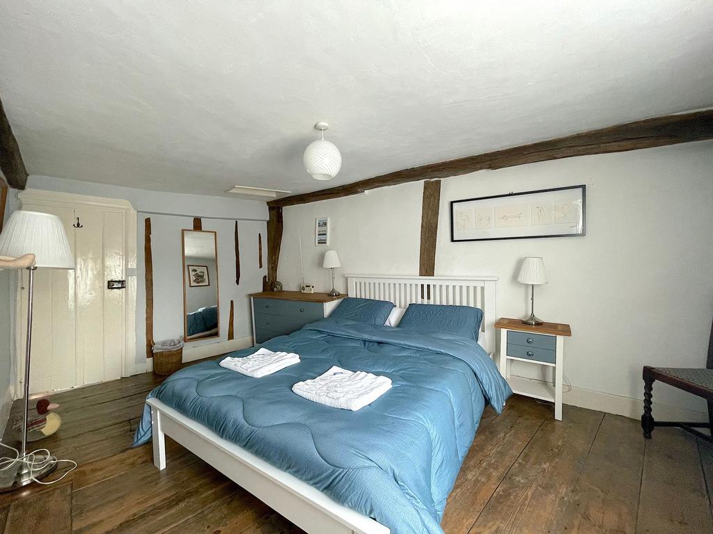 Bedroom One (3)