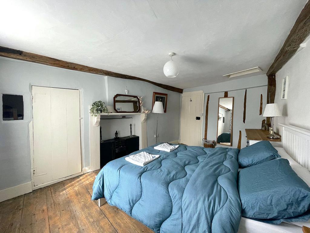Bedroom One (2)