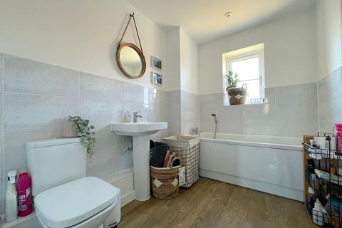 6 Arden Close, Faversham, ME13 8GR