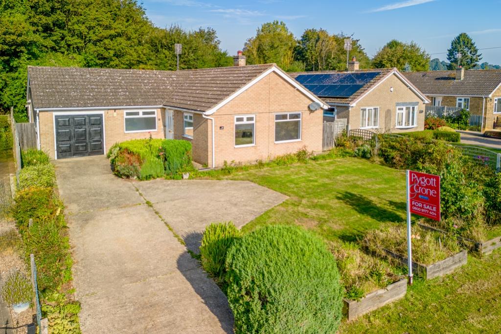 Boston Road, Spilsby, Lincolnshire, PE23 3 bed detached bungalow for