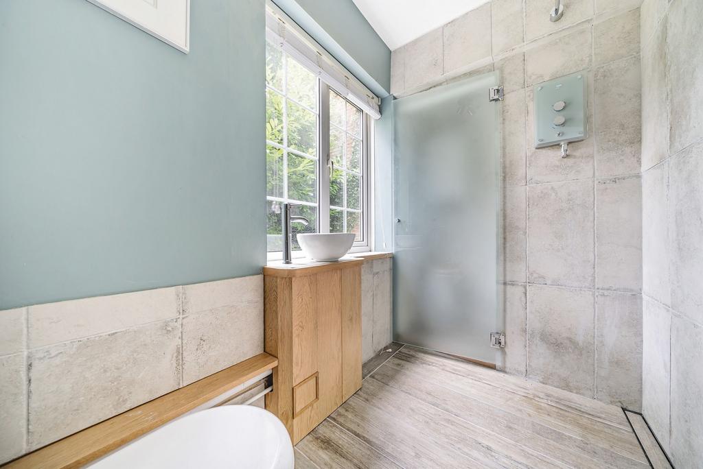 Shower Room (1)