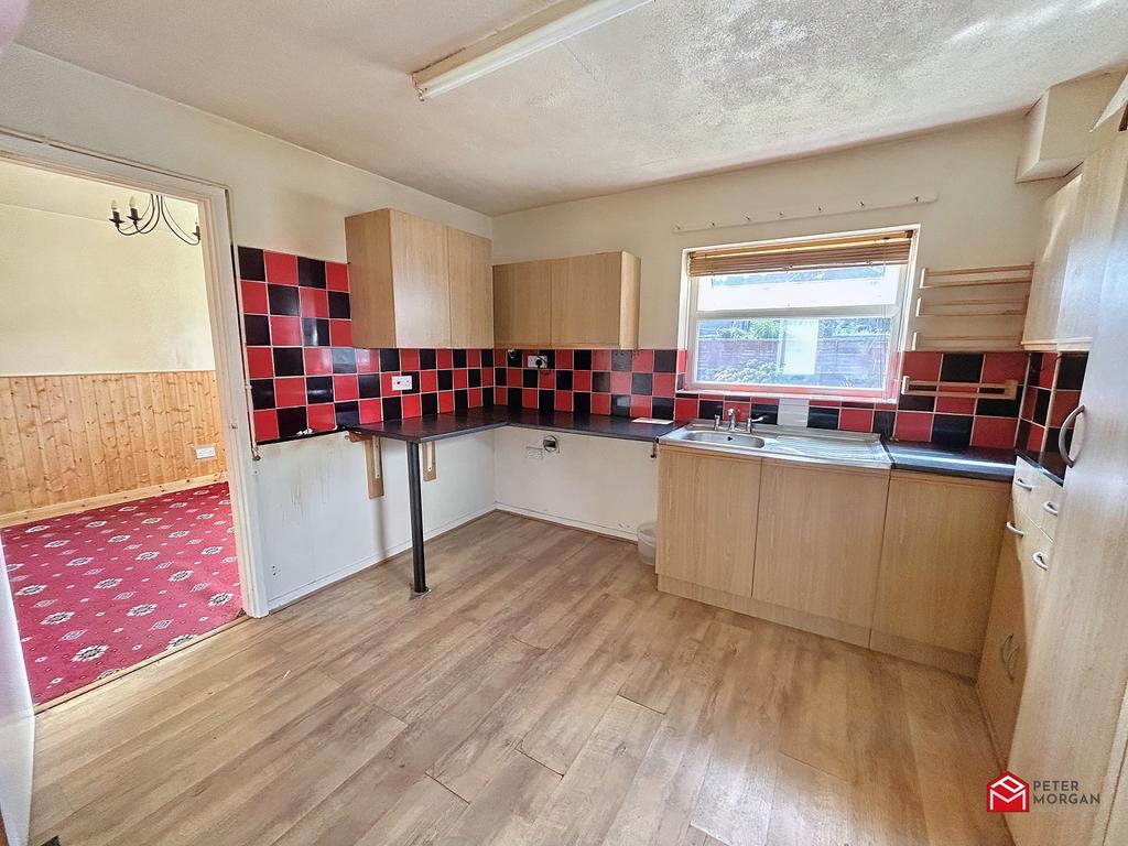 Hope Avenue, Aberkenfig, Bridgend, Bridgend County. CF32 9PR 3 bed