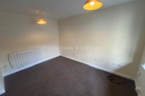 2 bedroom terraced house to rent, Rosemary Court, Lincoln