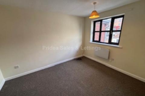 2 bedroom terraced house to rent, Rosemary Court, Lincoln