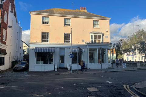 Retirement property for sale, South Street, Eastbourne, East Sussex