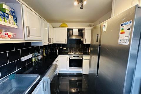 4 bedroom end of terrace house for sale - Edgware, Middlesex HA8