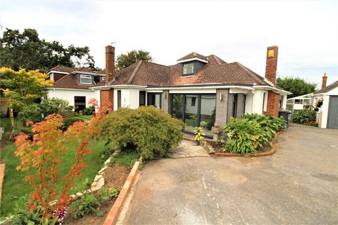 4 bedroom detached house for sale - Wimborne Road, Bournemouth, BH10