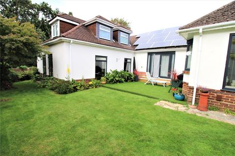 4 bedroom detached house for sale - Wimborne Road, Bournemouth, BH10