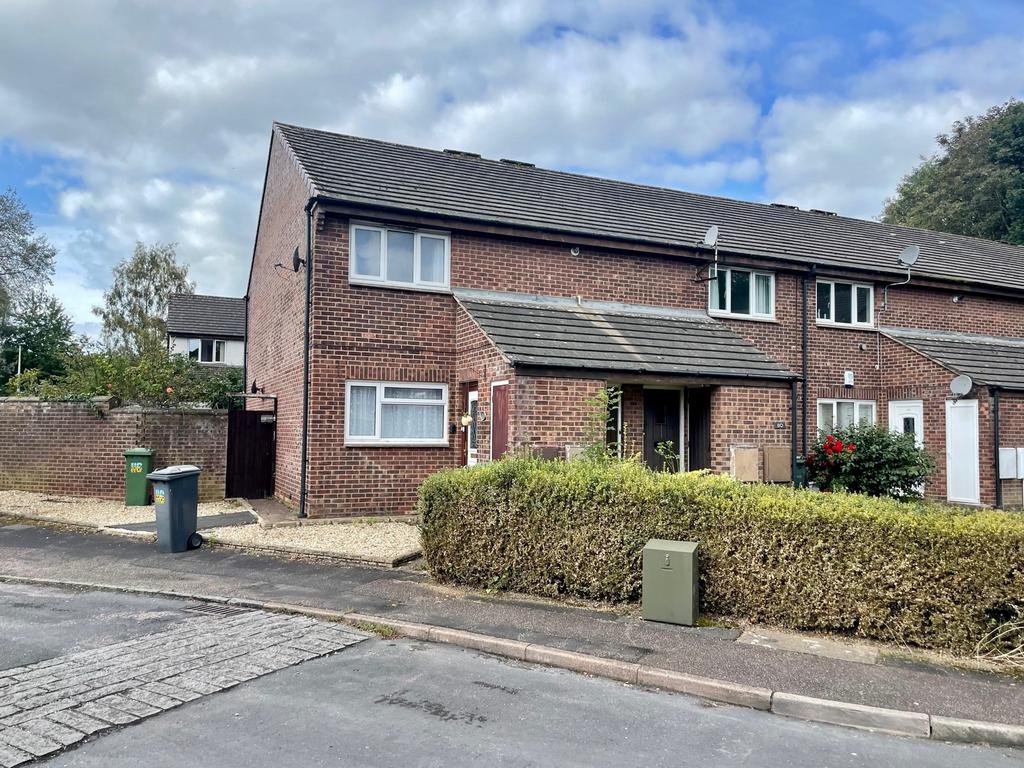 Cornmill Crescent, Exeter, EX2 1 bed flat £160,000