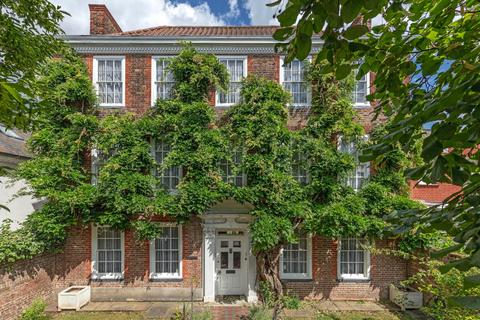 7 bedroom detached house for sale, Lower Teddington Road, Kingston upon Thames, Surrey, KT1