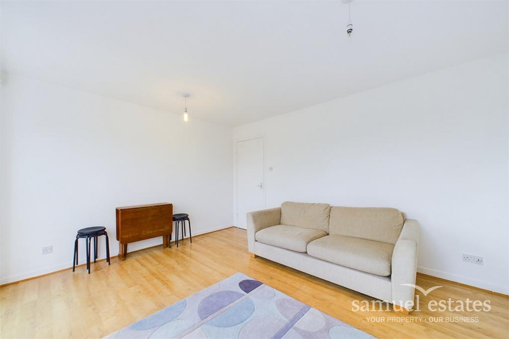 Apartment in London - View 5