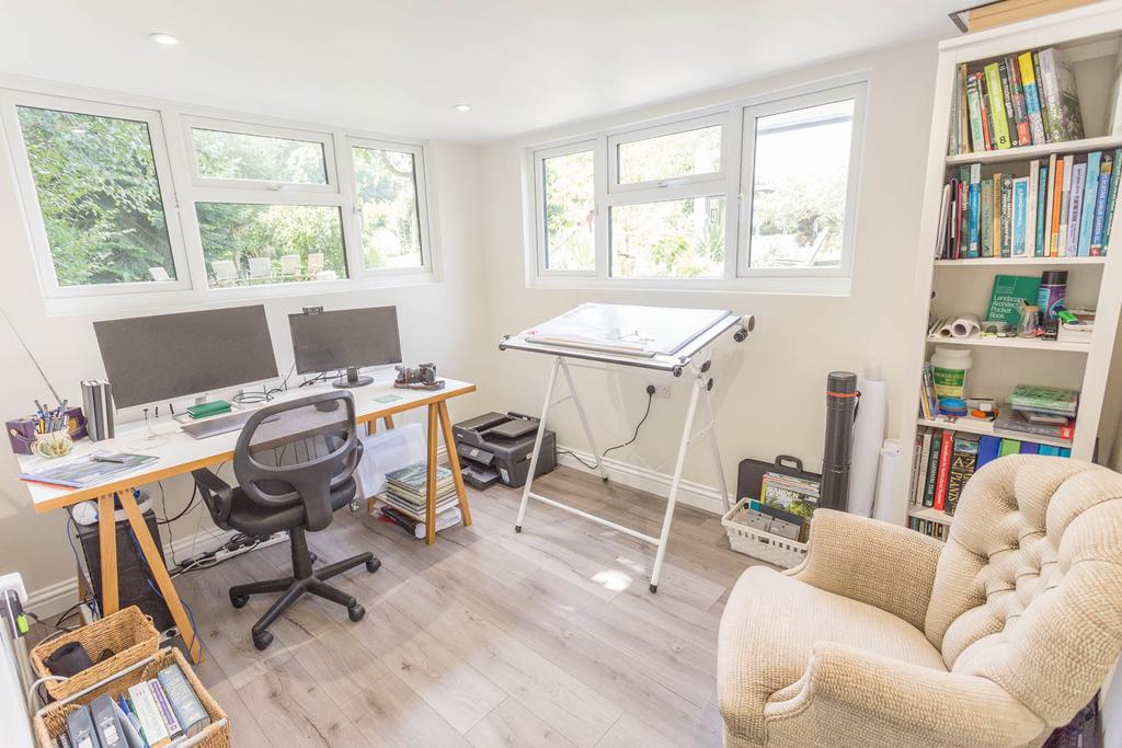 Detached Home Office