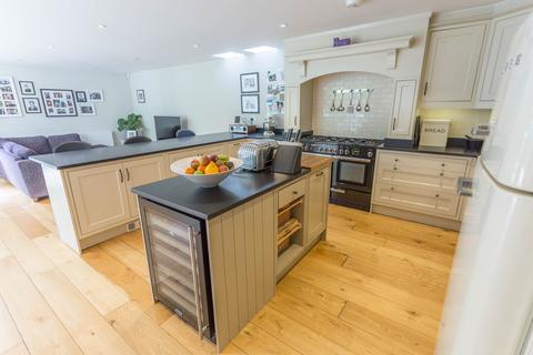 Elmbank Cottage Cheapside Road, Ascot, SL5 7QH