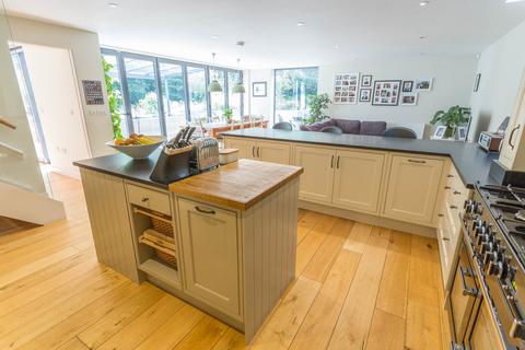 Elmbank Cottage Cheapside Road, Ascot, SL5 7QH