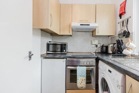 1 bedroom flat to rent, 0296L Abbey Lane, Edinburgh, EH8 8HH