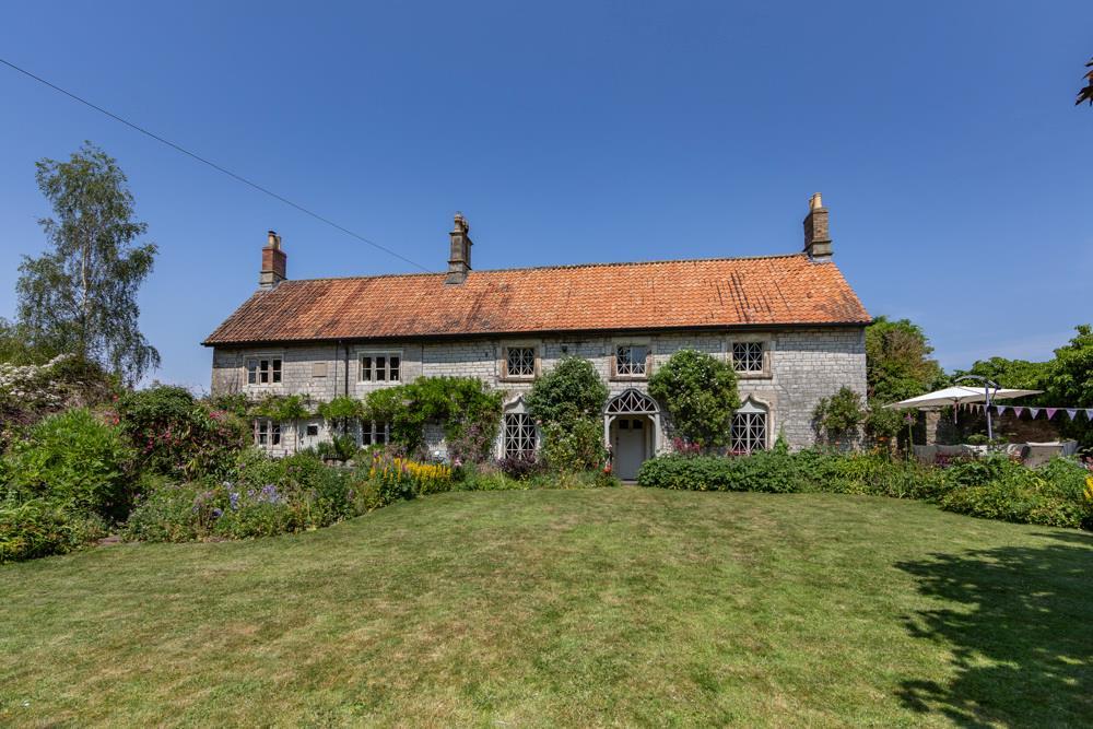 Timsbury Road, High Littleton, Near Bath, BS39 5 bed village house for