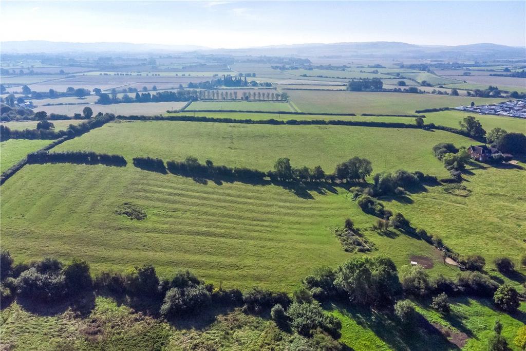 Little Billington, Leighton Buzzard, Bedfordshire, LU7 Equestrian